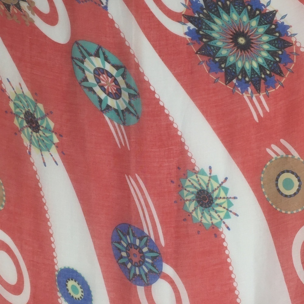Joy Susan Large Printed Scarf Red White Blue - Picture 4 of 5